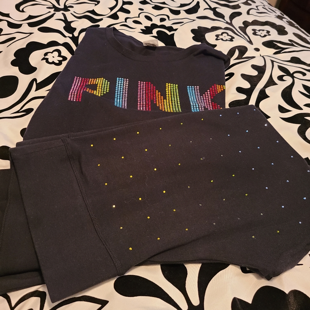 VS PINK OUTFIT